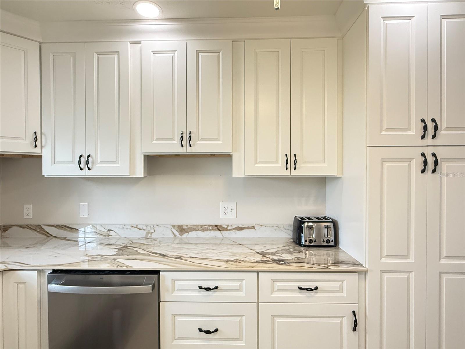 Image 13 of 29 For 2331 Juniper Drive