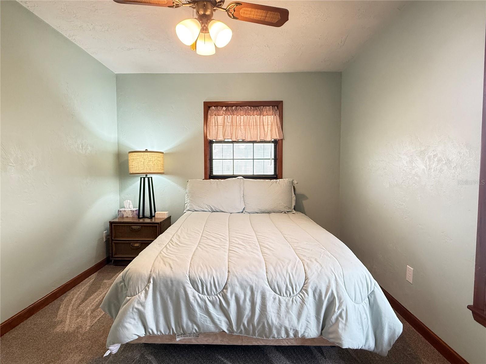 Image 17 of 29 For 2331 Juniper Drive