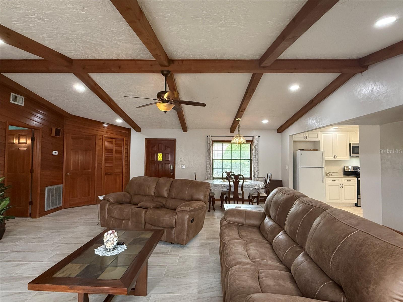 Image 2 of 29 For 2331 Juniper Drive