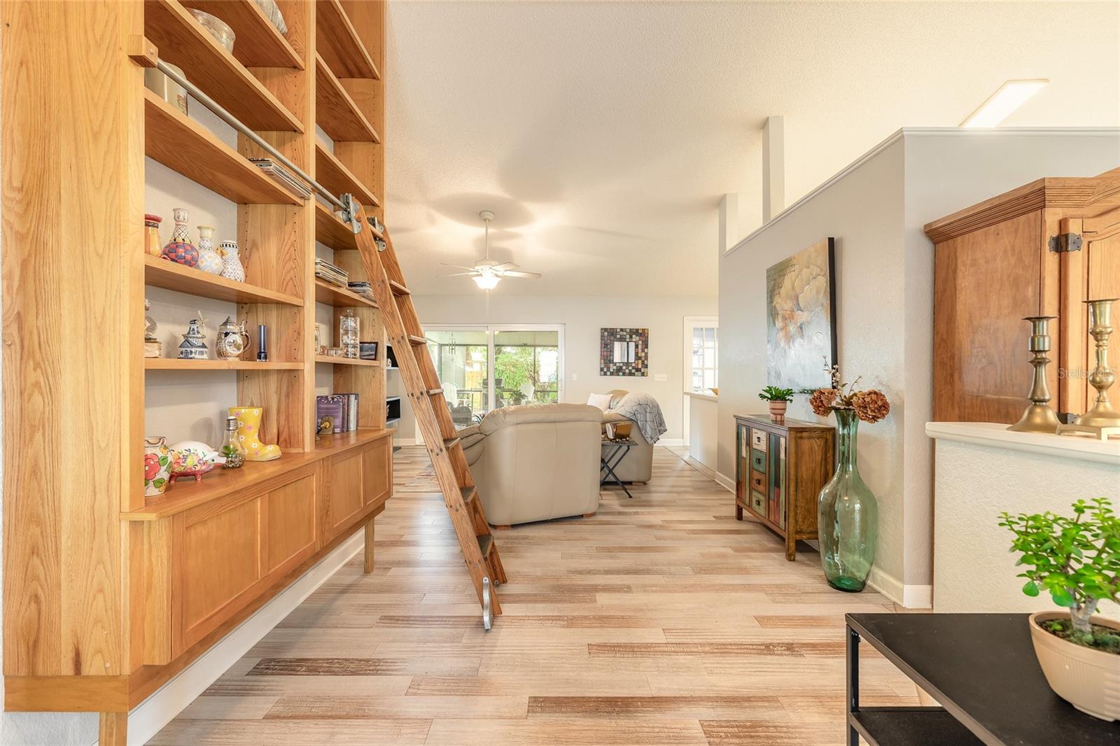 Image 11 of 51 For 5919 Aruna Drive