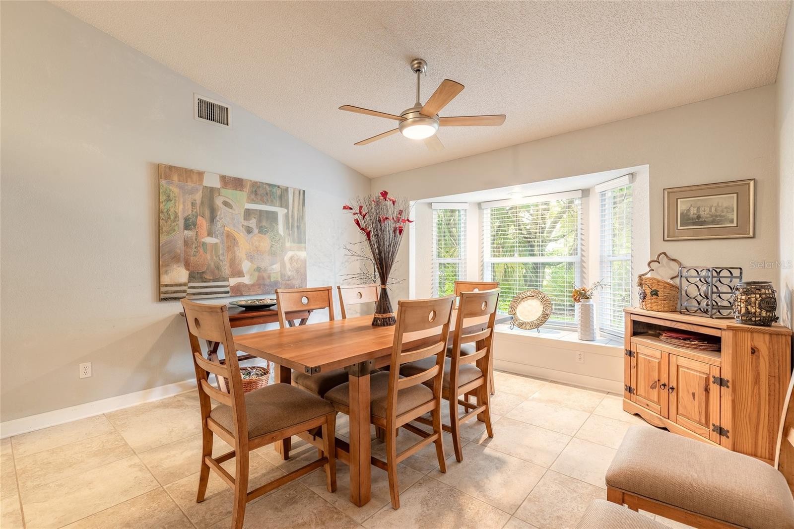 Image 17 of 51 For 5919 Aruna Drive