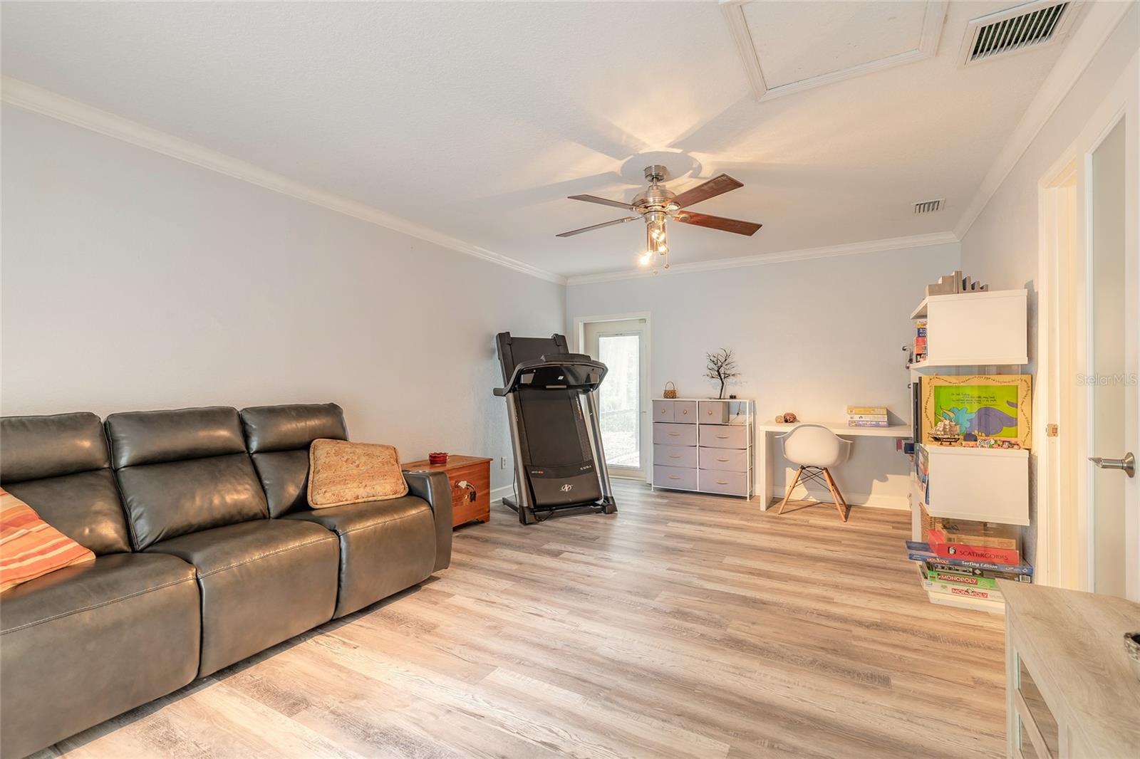 Image 29 of 51 For 5919 Aruna Drive