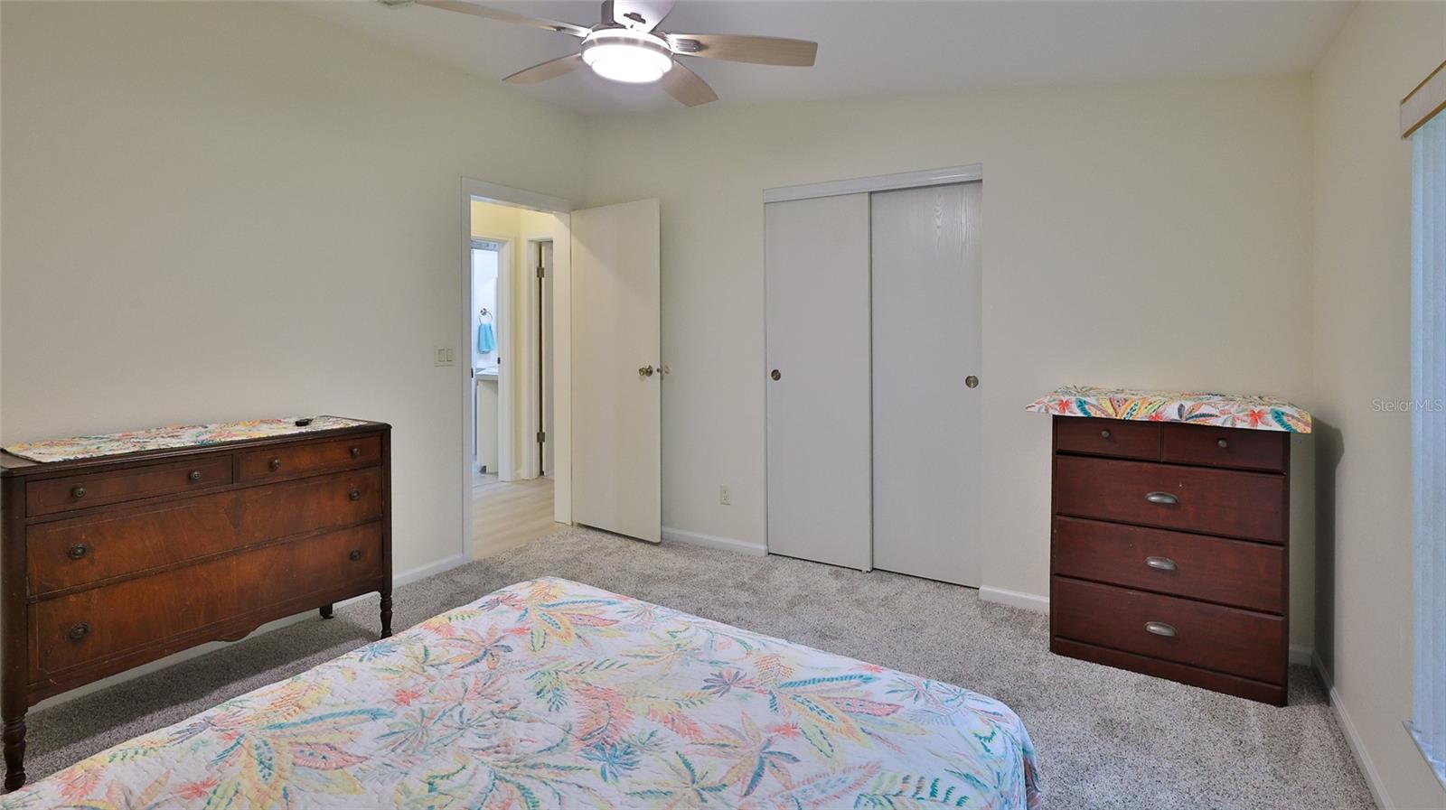 Image 16 of 48 For 308 Oyster Reef Court