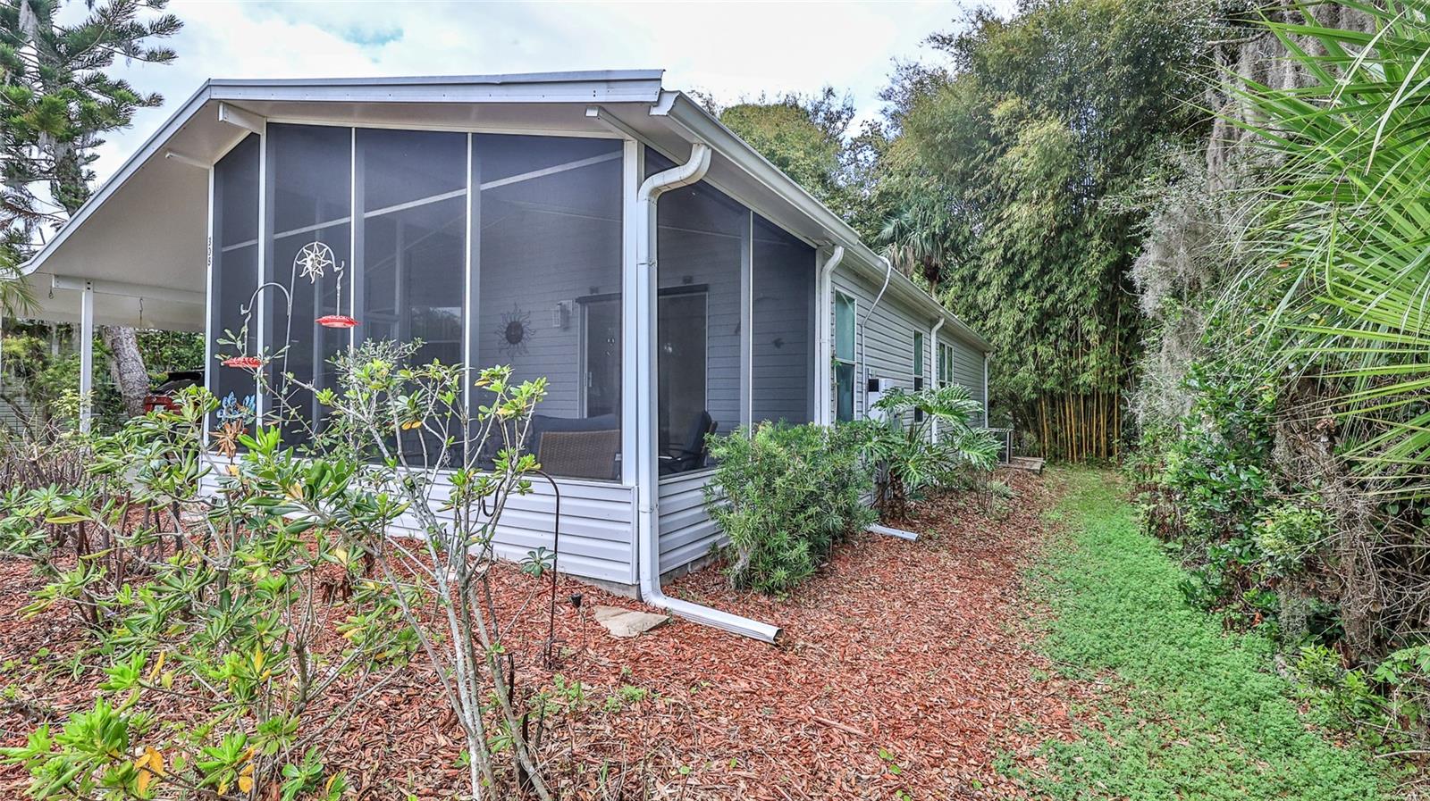 Image 22 of 48 For 308 Oyster Reef Court