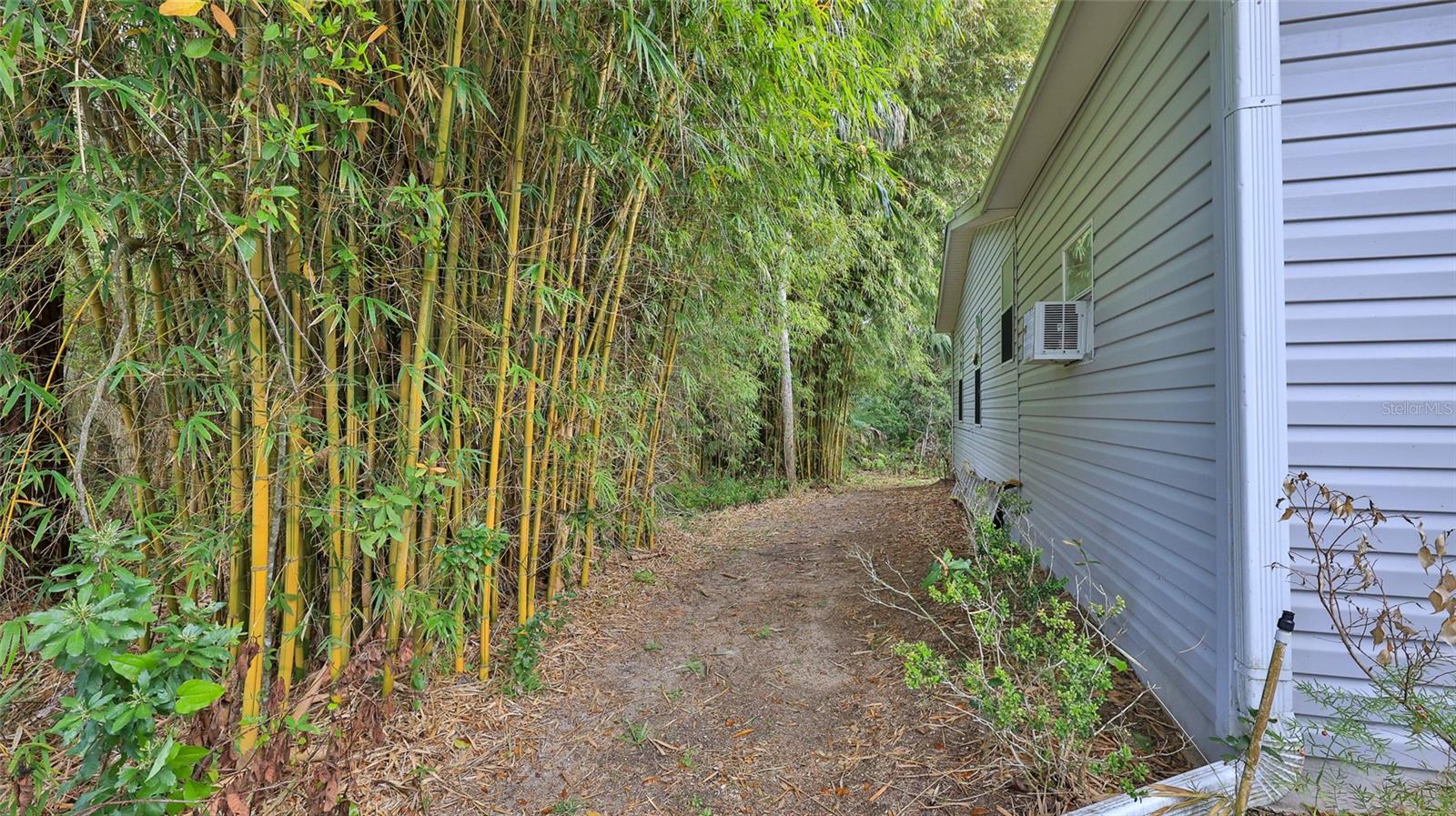 Image 24 of 48 For 308 Oyster Reef Court