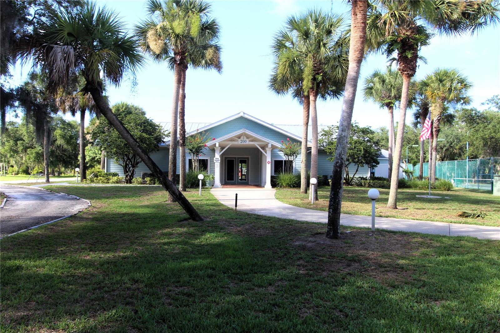 Image 32 of 48 For 308 Oyster Reef Court