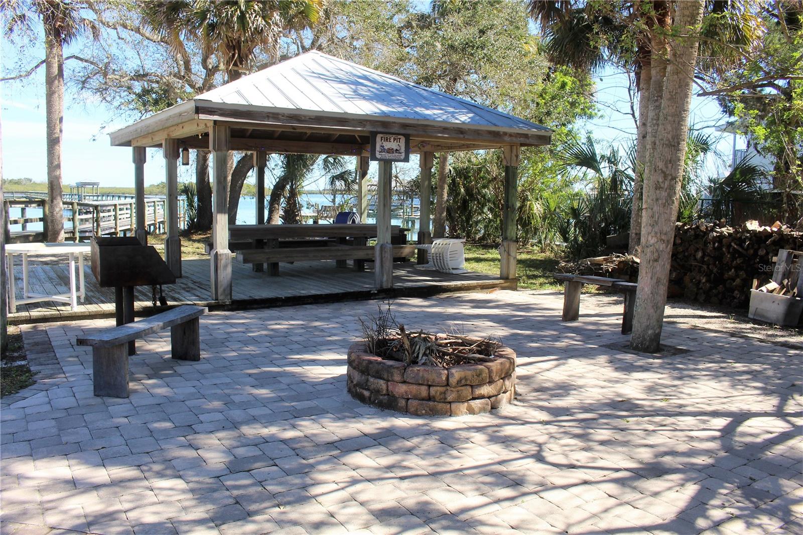 Image 43 of 48 For 308 Oyster Reef Court