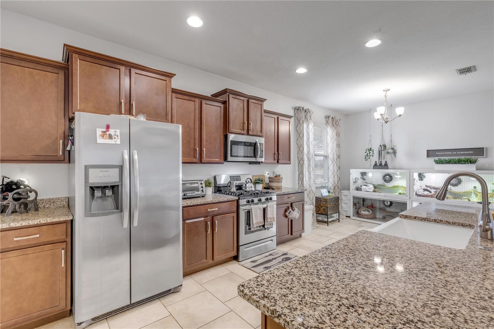 Image 21 of 66 For 637 Bluehearts Trail