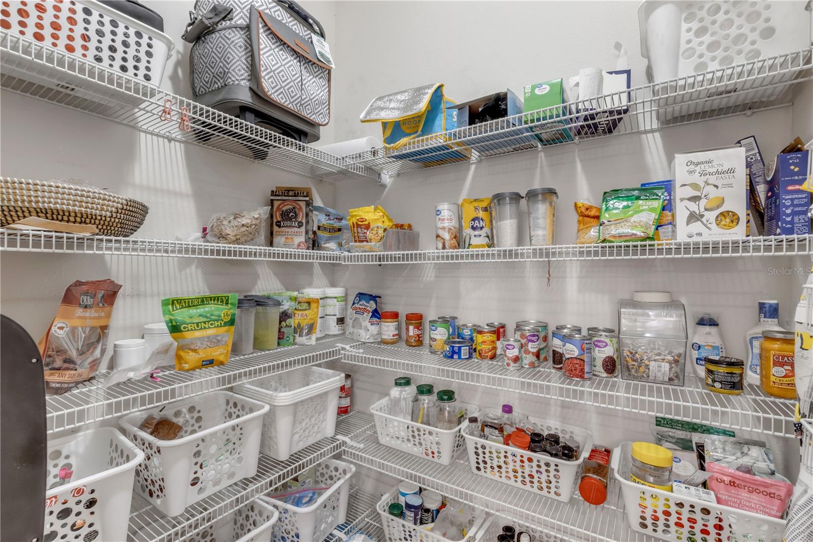 Image 22 of 66 For 637 Bluehearts Trail