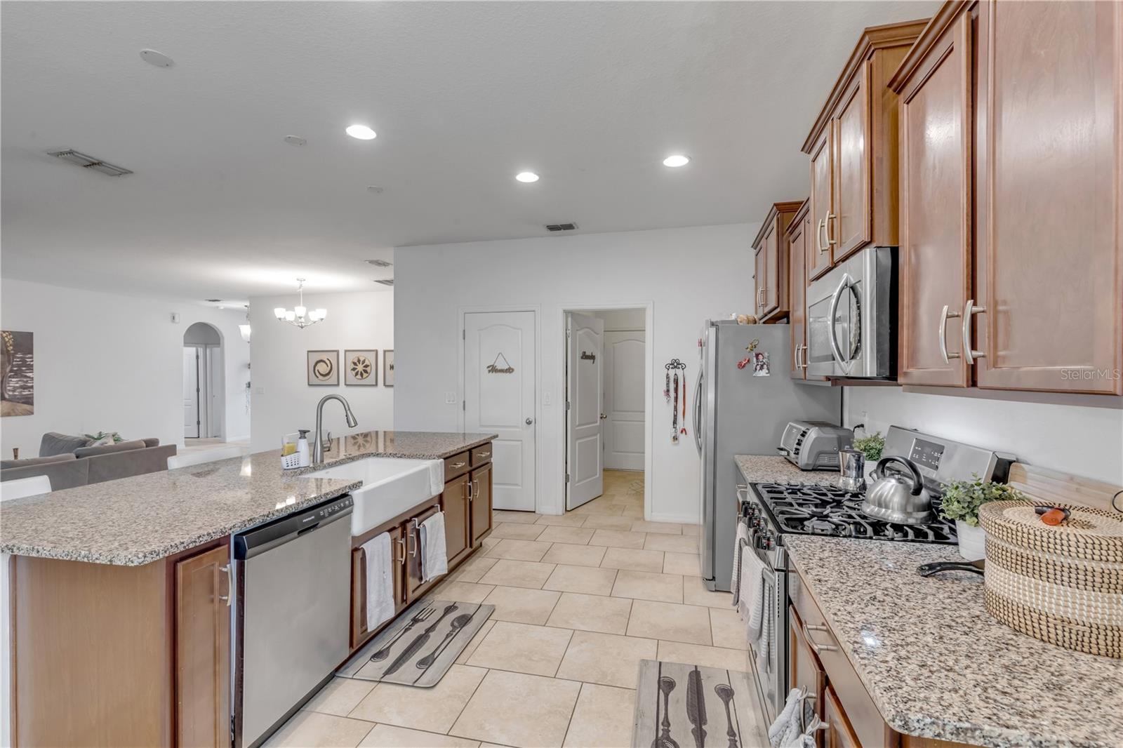 Image 24 of 66 For 637 Bluehearts Trail