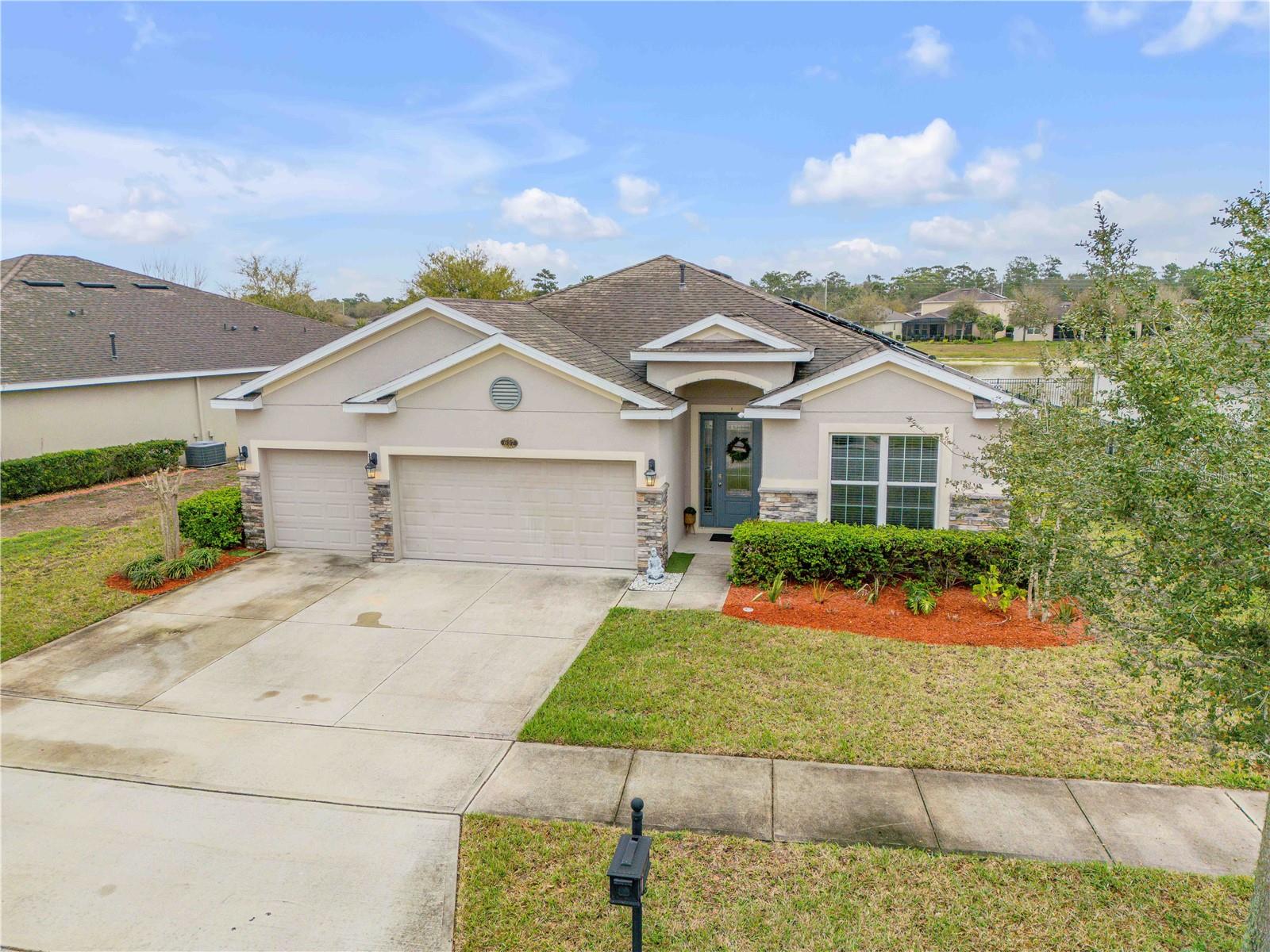 Image 5 of 66 For 637 Bluehearts Trail