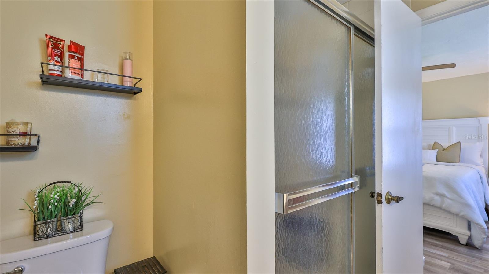 Image 17 of 30 For 2417 Sabal Palm Drive