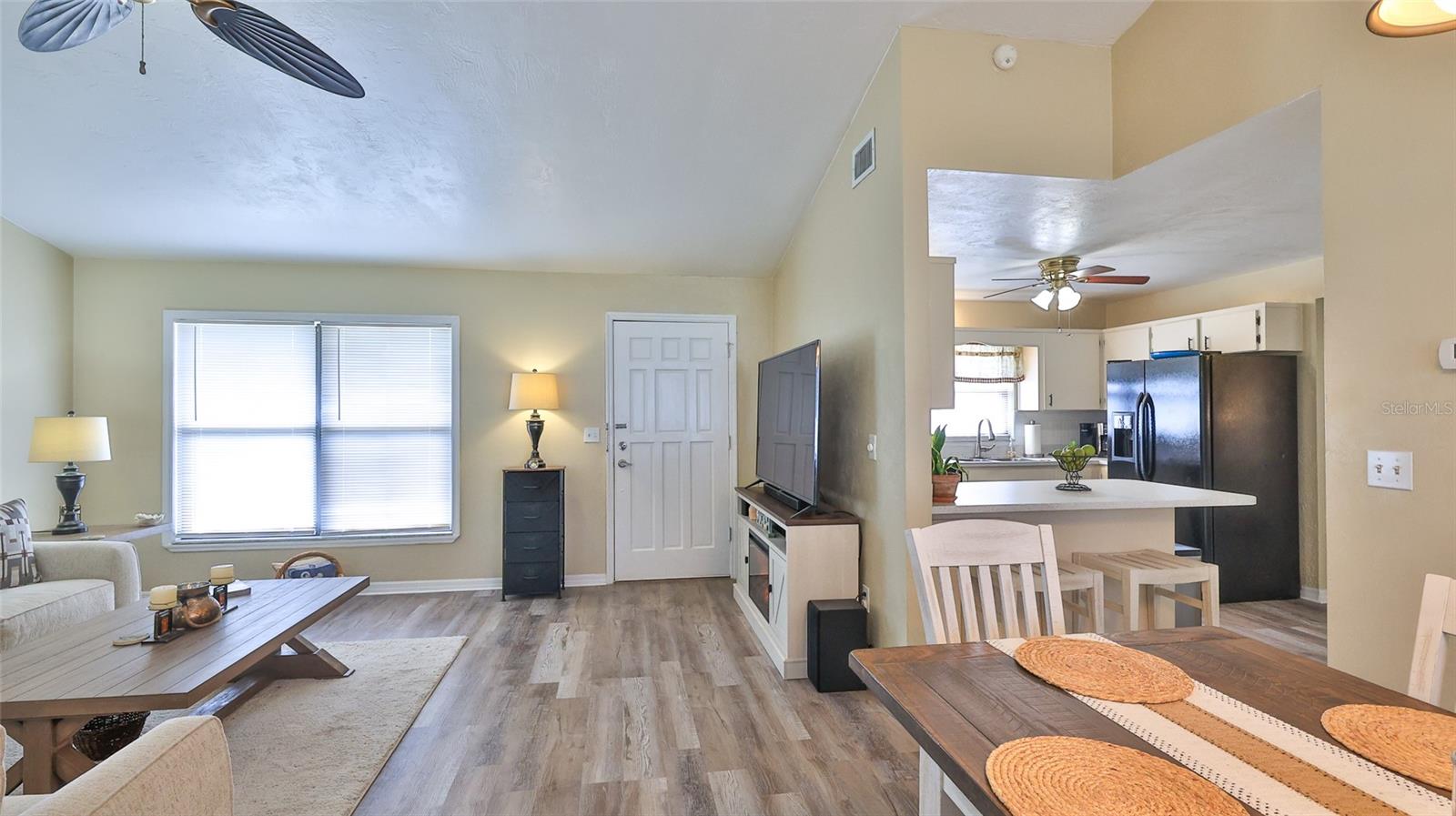 Image 21 of 30 For 2417 Sabal Palm Drive