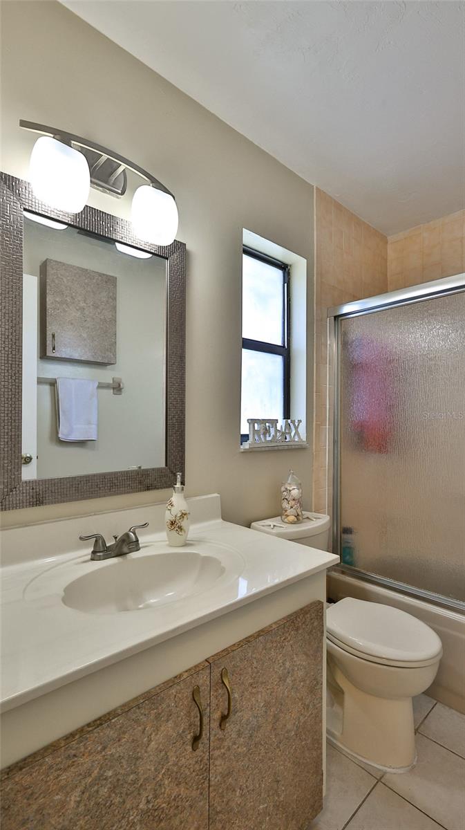 Image 25 of 30 For 2417 Sabal Palm Drive