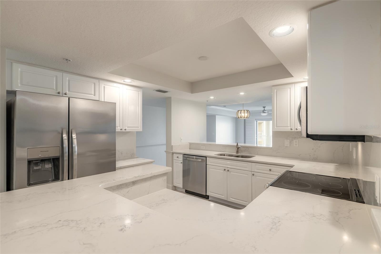 Image 10 of 81 For 4650 Links Village Drive A401