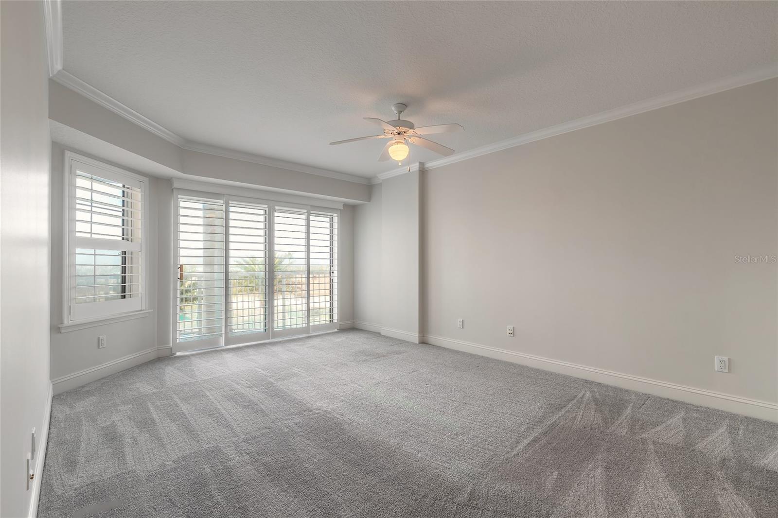 Image 15 of 81 For 4650 Links Village Drive A401