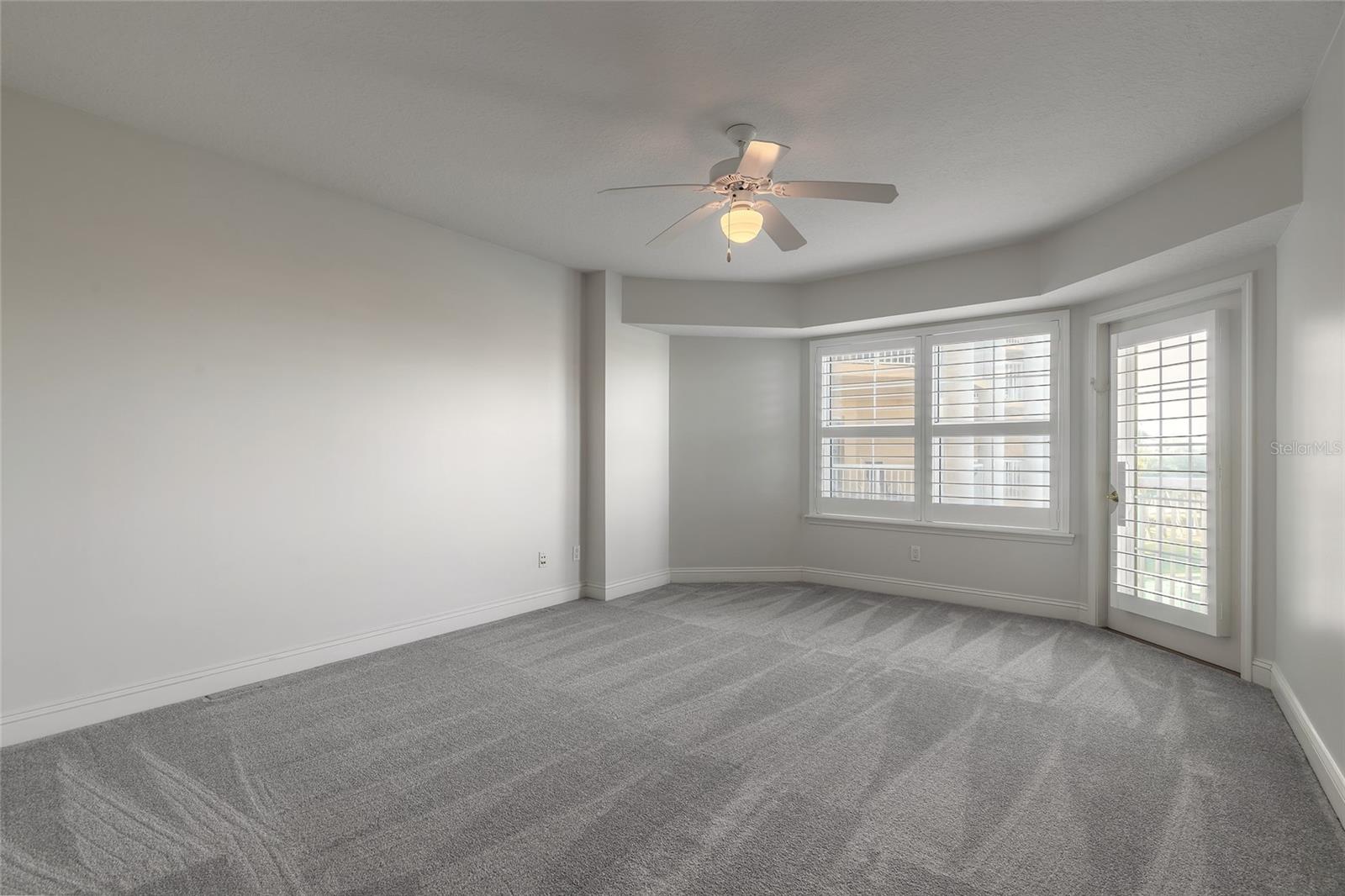 Image 21 of 81 For 4650 Links Village Drive A401