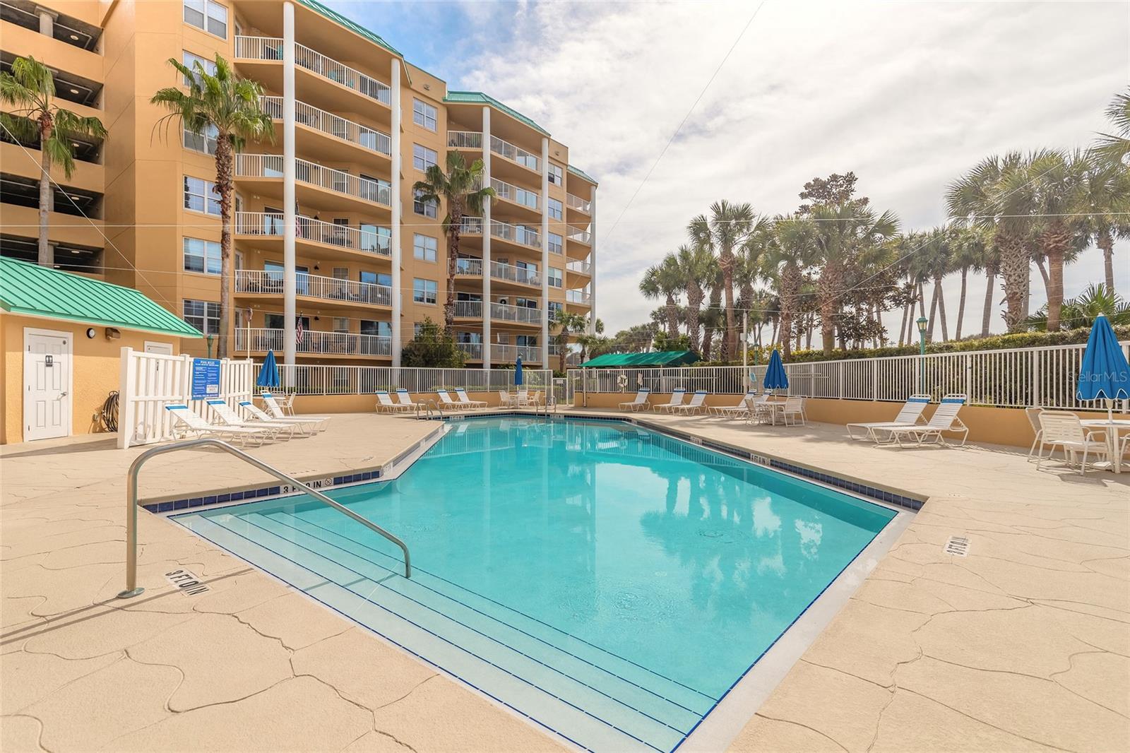 Image 45 of 81 For 4650 Links Village Drive A401