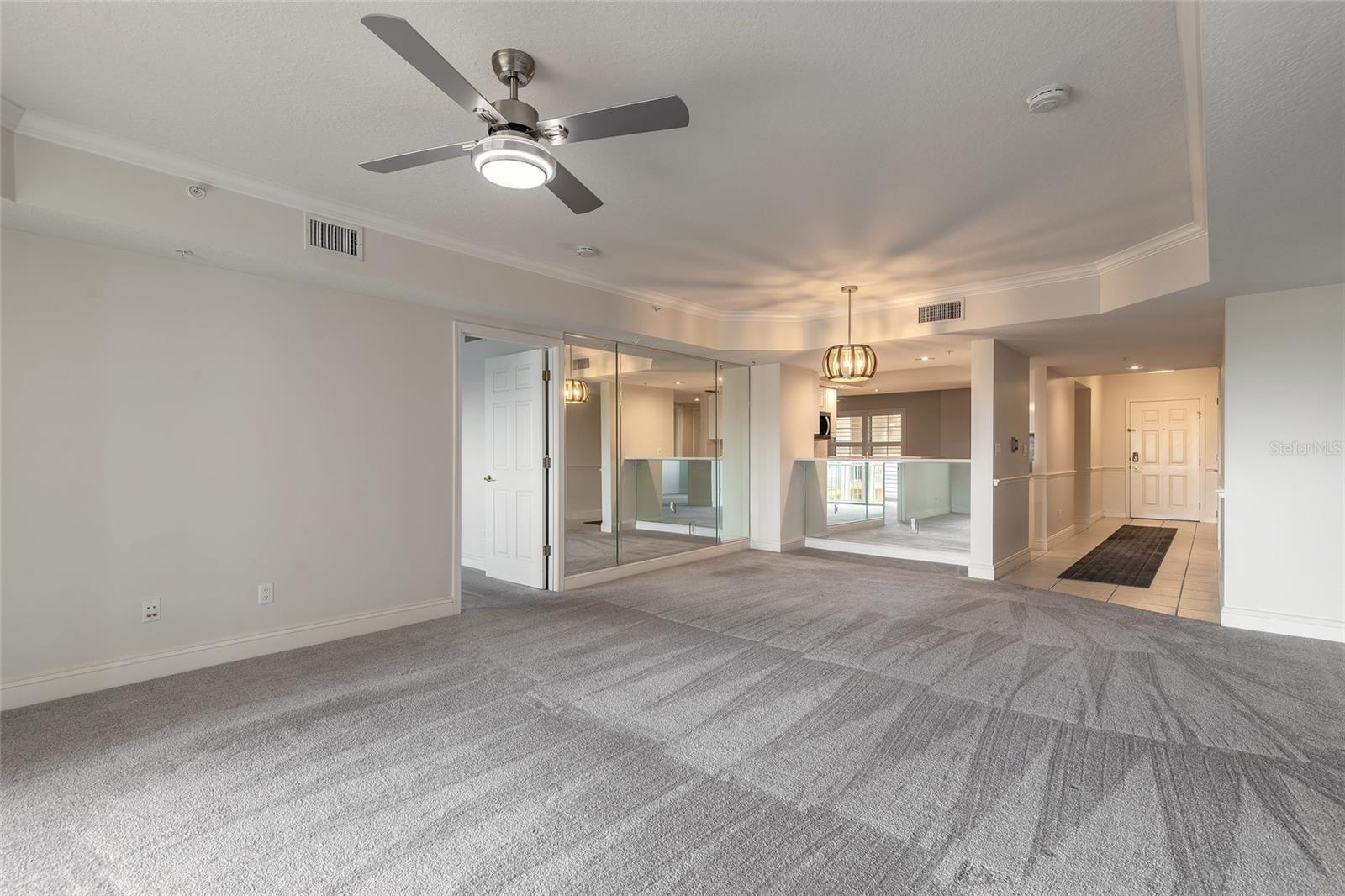 Image 7 of 81 For 4650 Links Village Drive A401