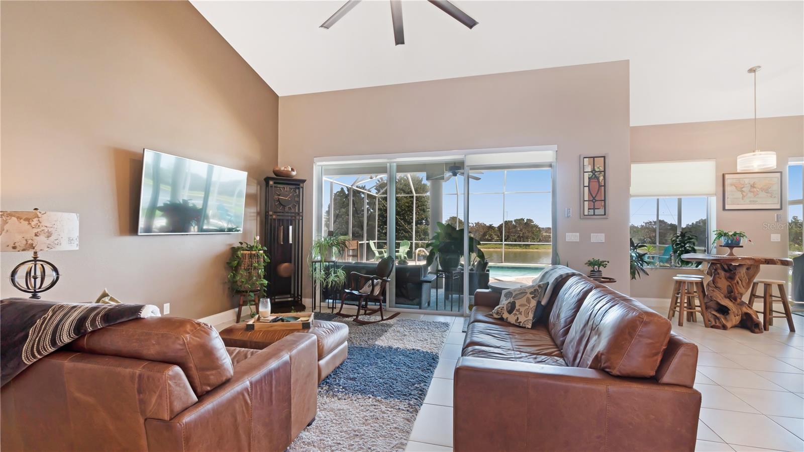 Image 13 of 38 For 3307 Locanda Circle