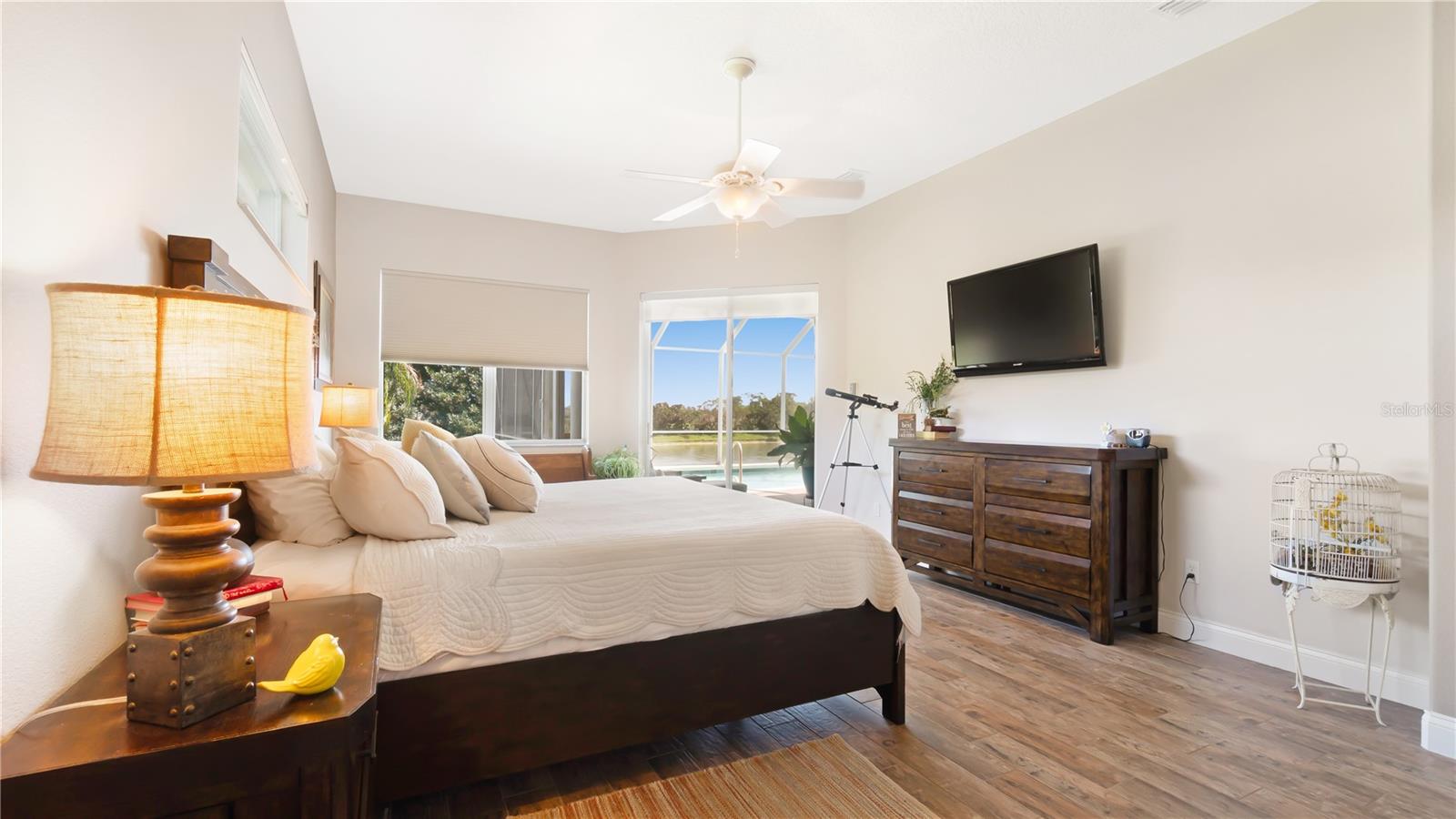 Image 18 of 38 For 3307 Locanda Circle