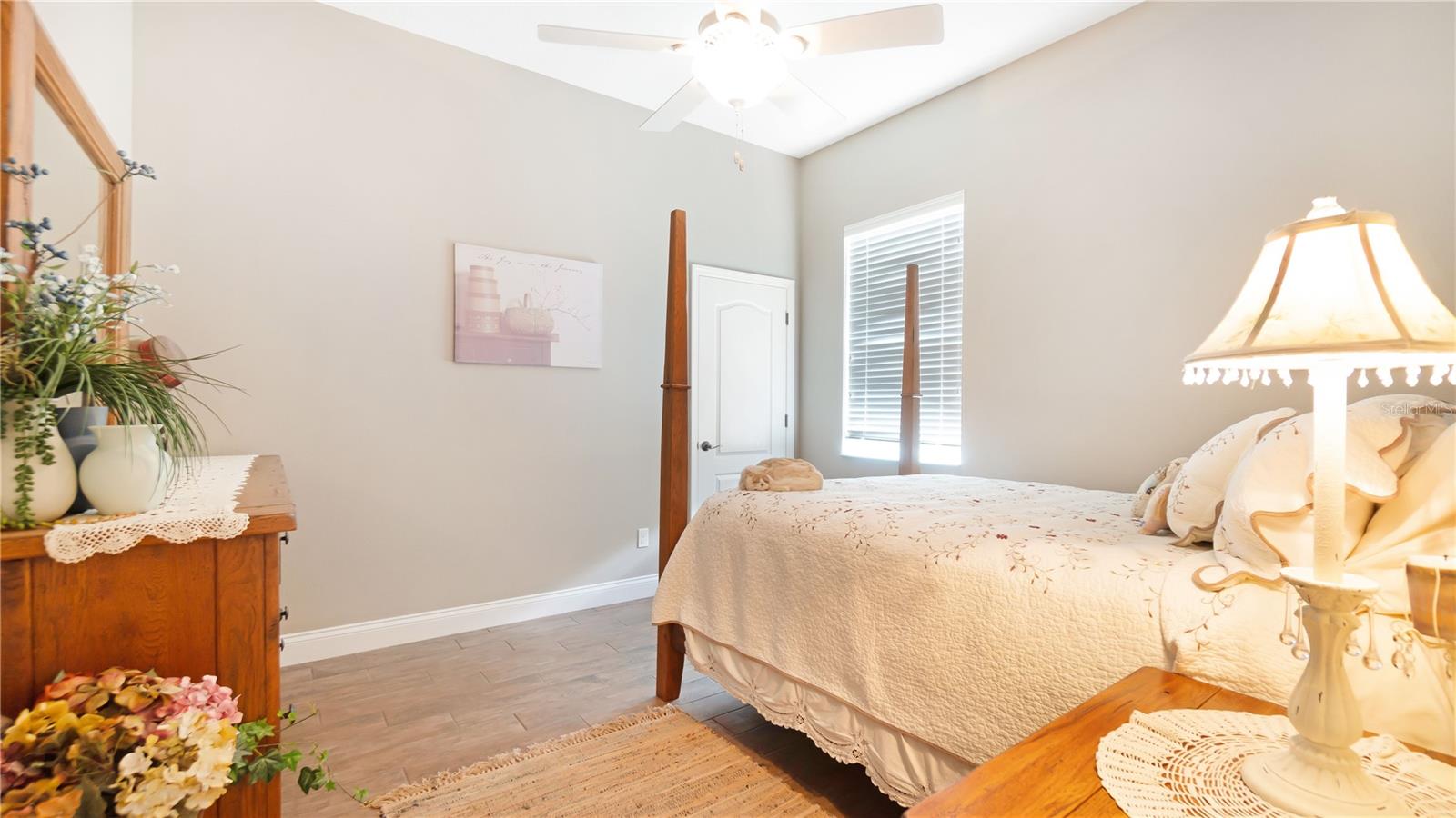 Image 23 of 38 For 3307 Locanda Circle