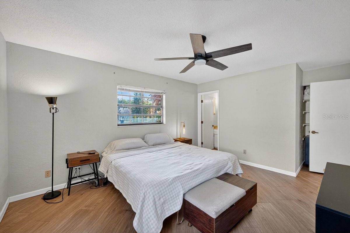 Image 12 of 26 For 2560 Westwood Avenue