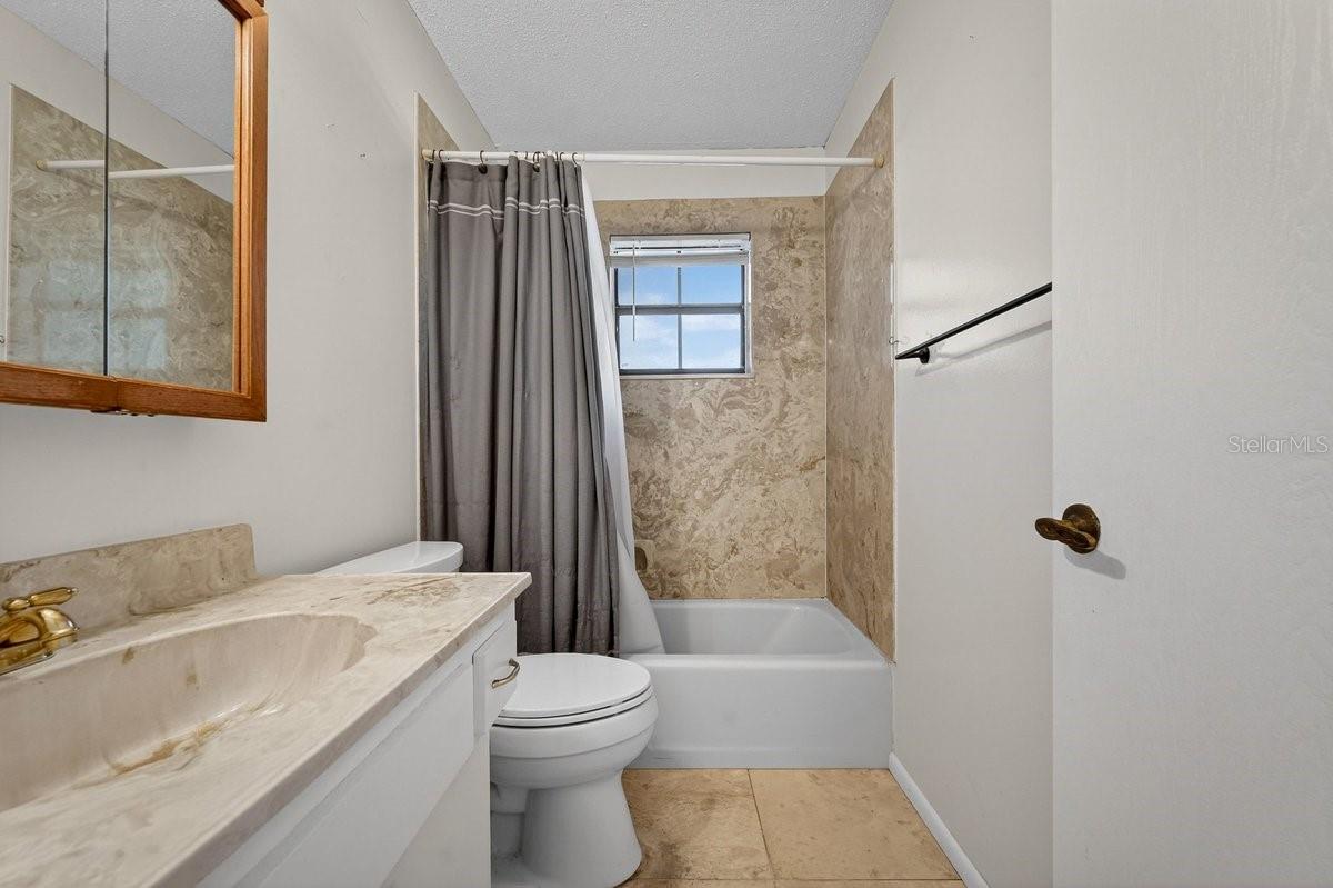 Image 14 of 26 For 2560 Westwood Avenue