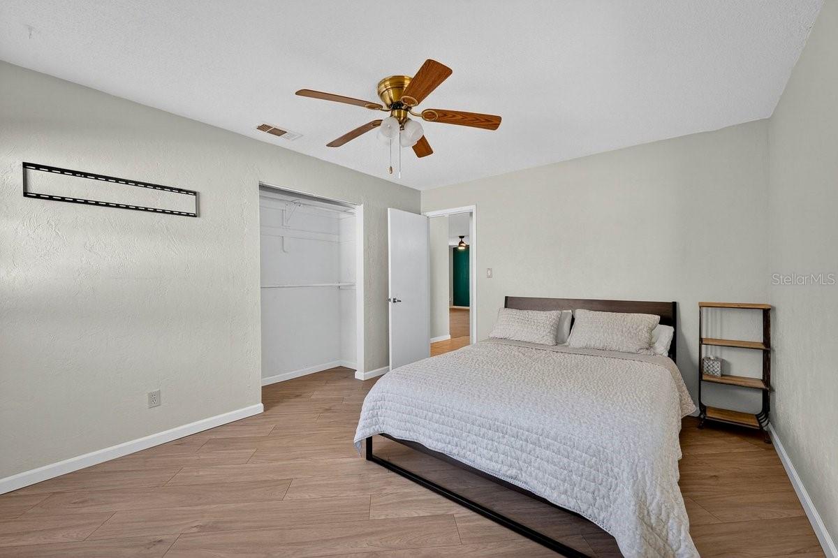 Image 15 of 26 For 2560 Westwood Avenue