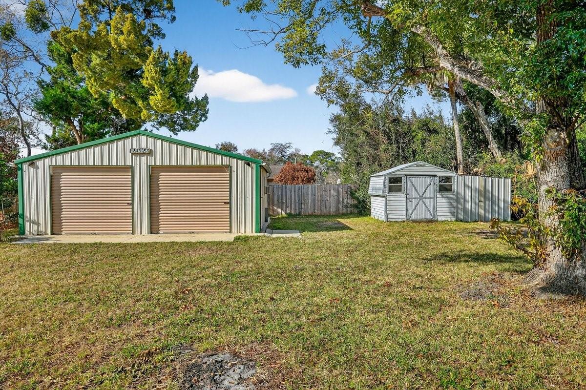 Image 18 of 26 For 2560 Westwood Avenue