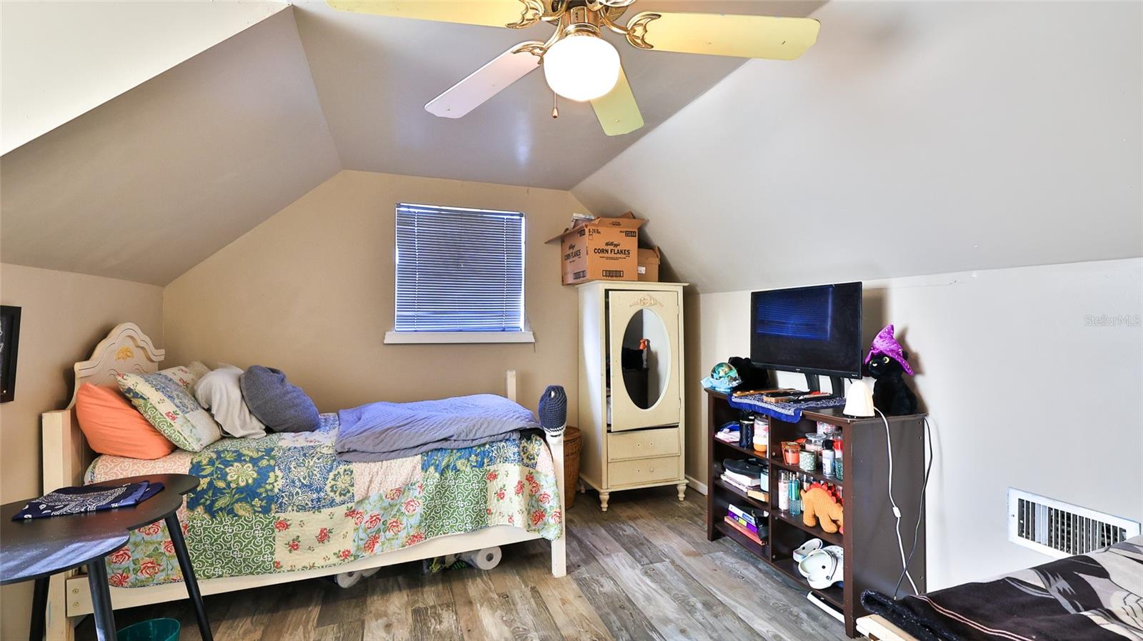 Image 21 of 27 For 2021 Umbrella Tree Drive