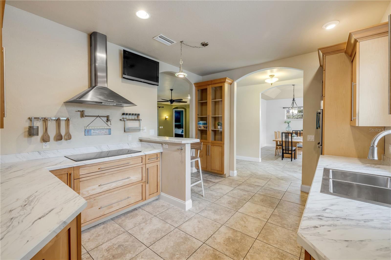 Image 10 of 59 For 4075 Crestwood Manor Drive