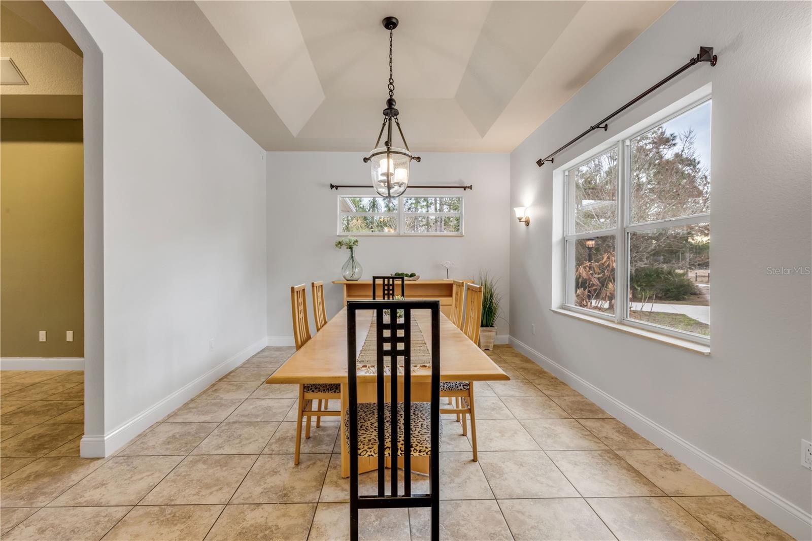 Image 12 of 59 For 4075 Crestwood Manor Drive