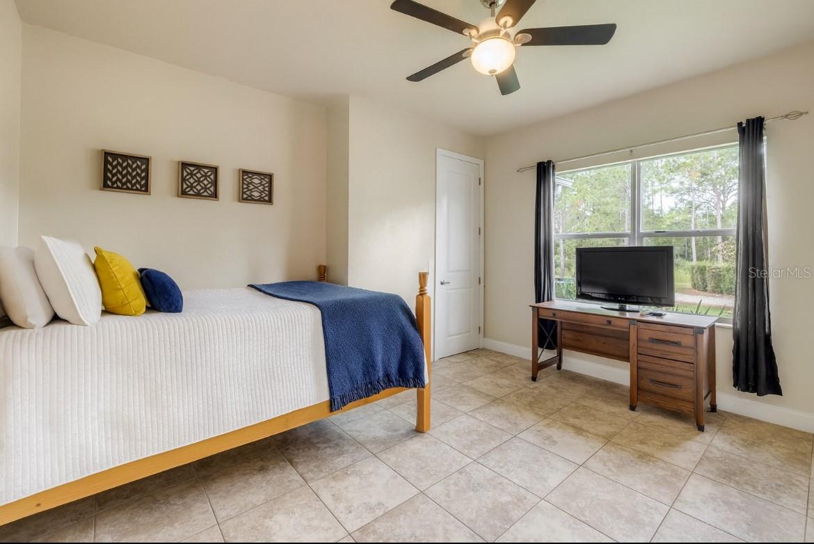 Image 20 of 59 For 4075 Crestwood Manor Drive