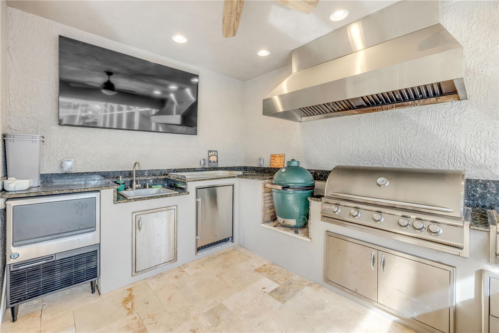 Image 38 of 59 For 4075 Crestwood Manor Drive