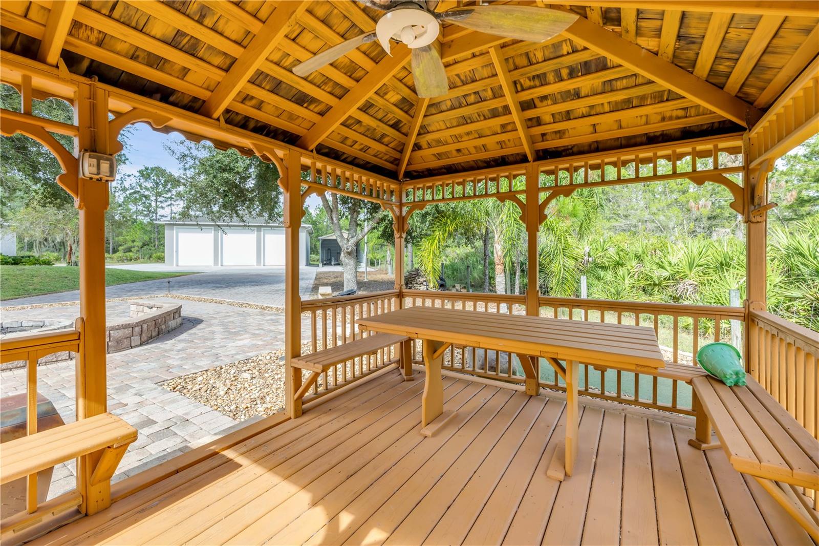 Image 47 of 59 For 4075 Crestwood Manor Drive