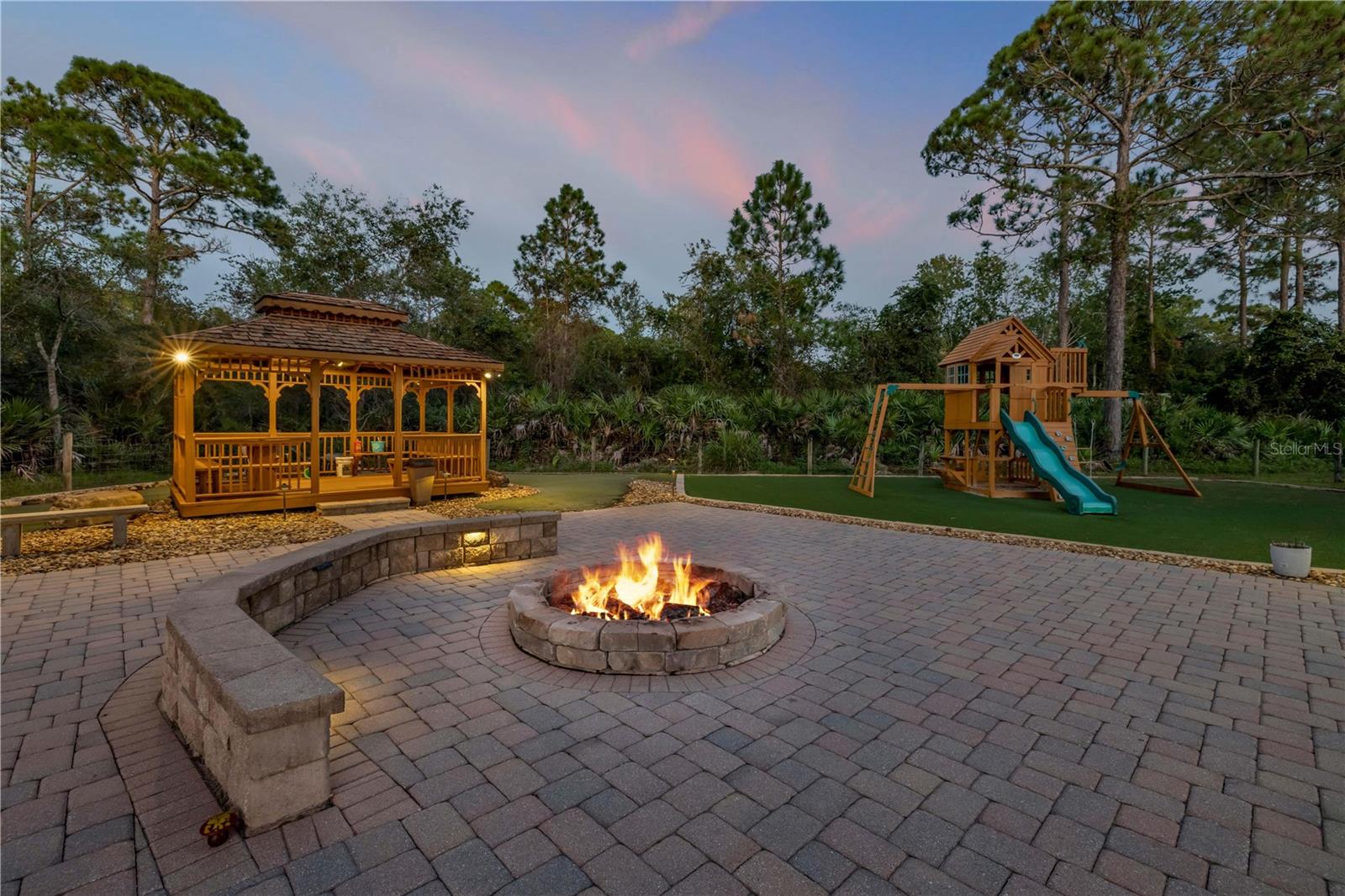 Image 51 of 59 For 4075 Crestwood Manor Drive