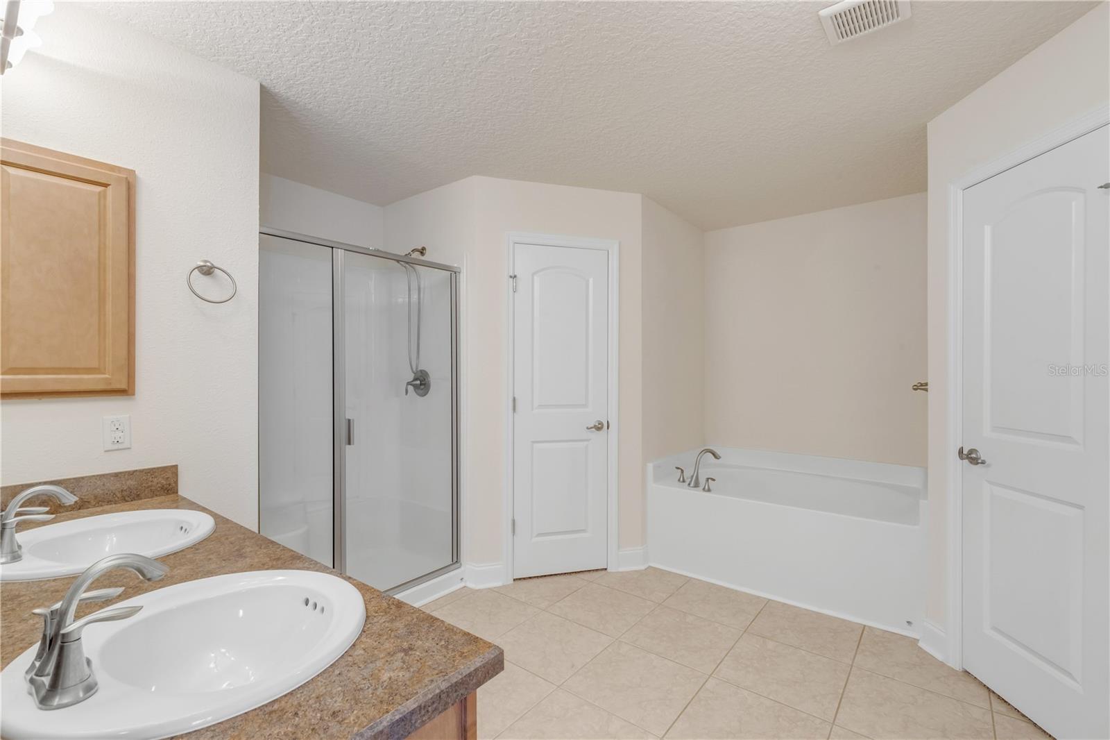 Image 27 of 53 For 141 Red Mill Drive