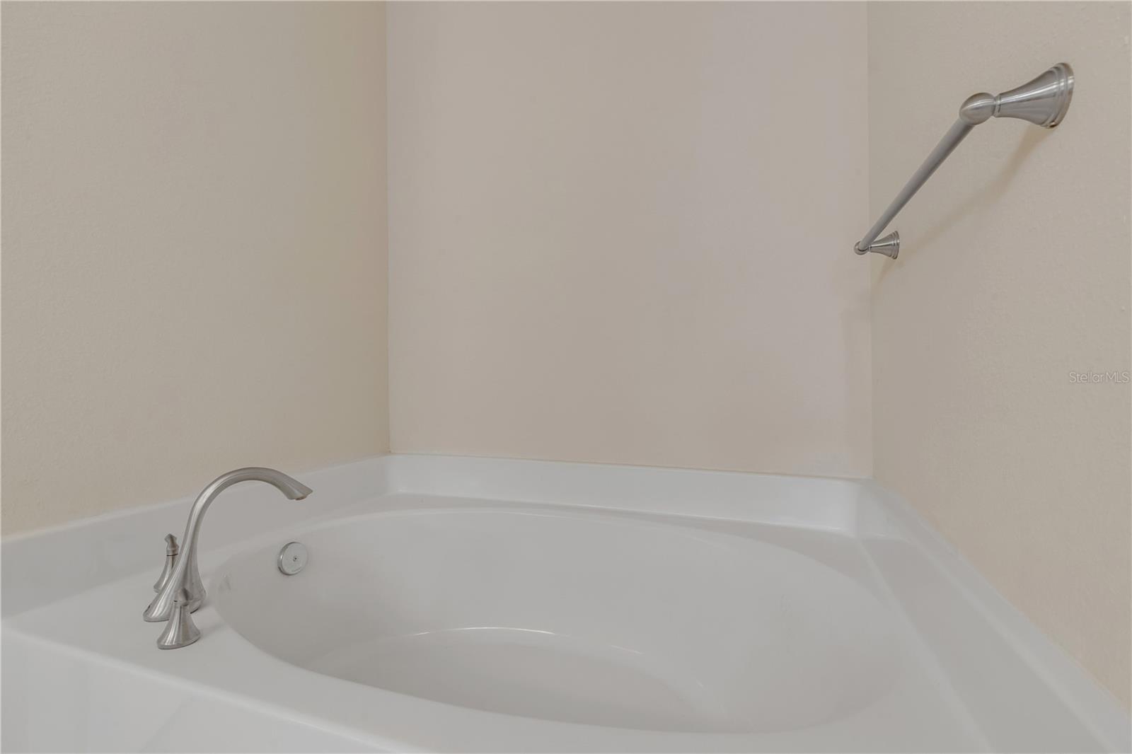 Image 30 of 53 For 141 Red Mill Drive