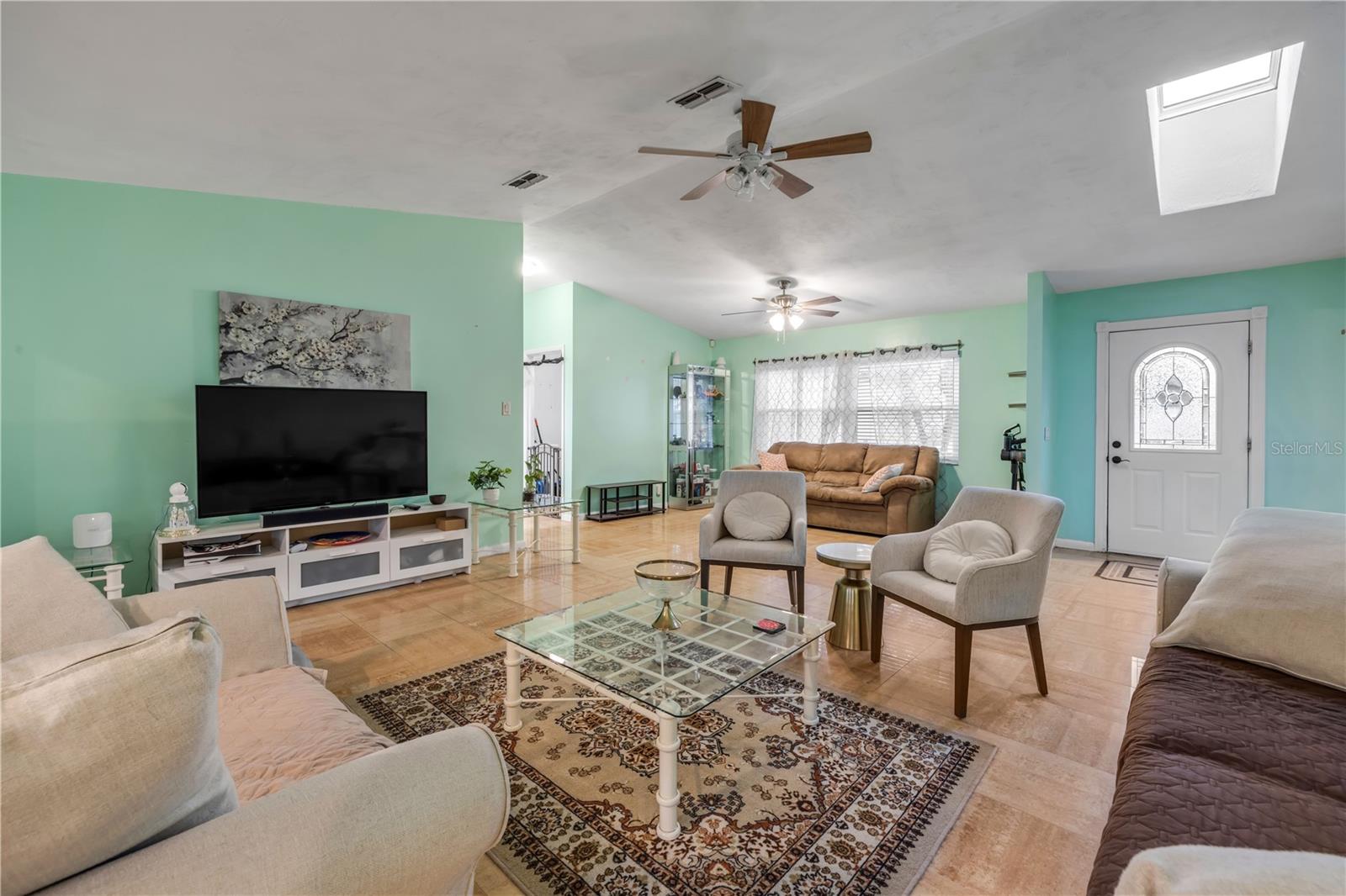 Image 5 of 29 For 2 Windermere Place