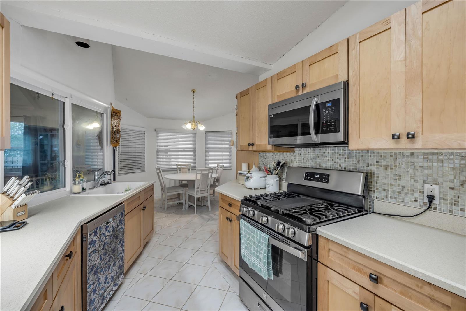 Image 7 of 29 For 2 Windermere Place