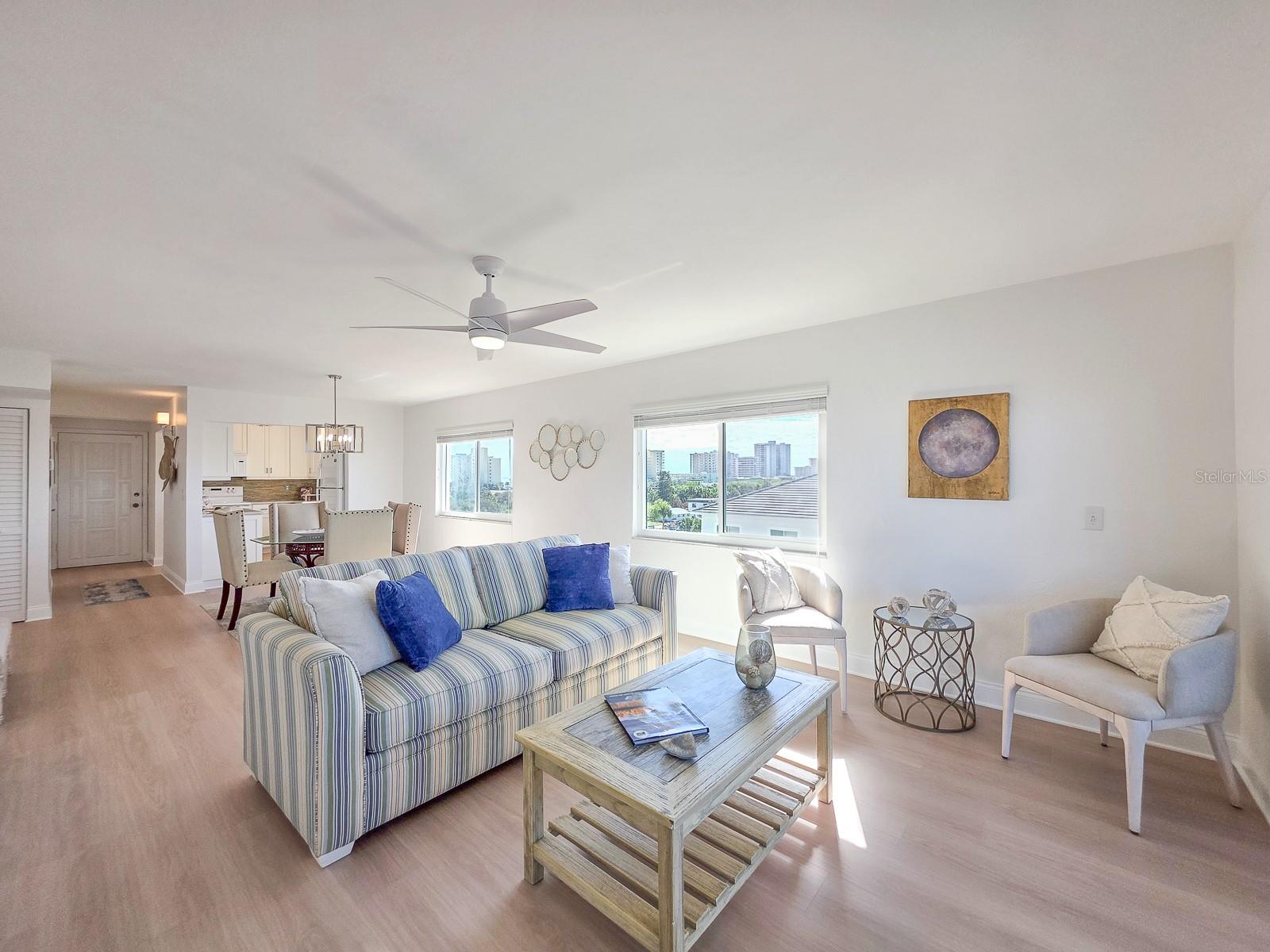 Image 16 of 57 For 3606 Peninsula Drive 614