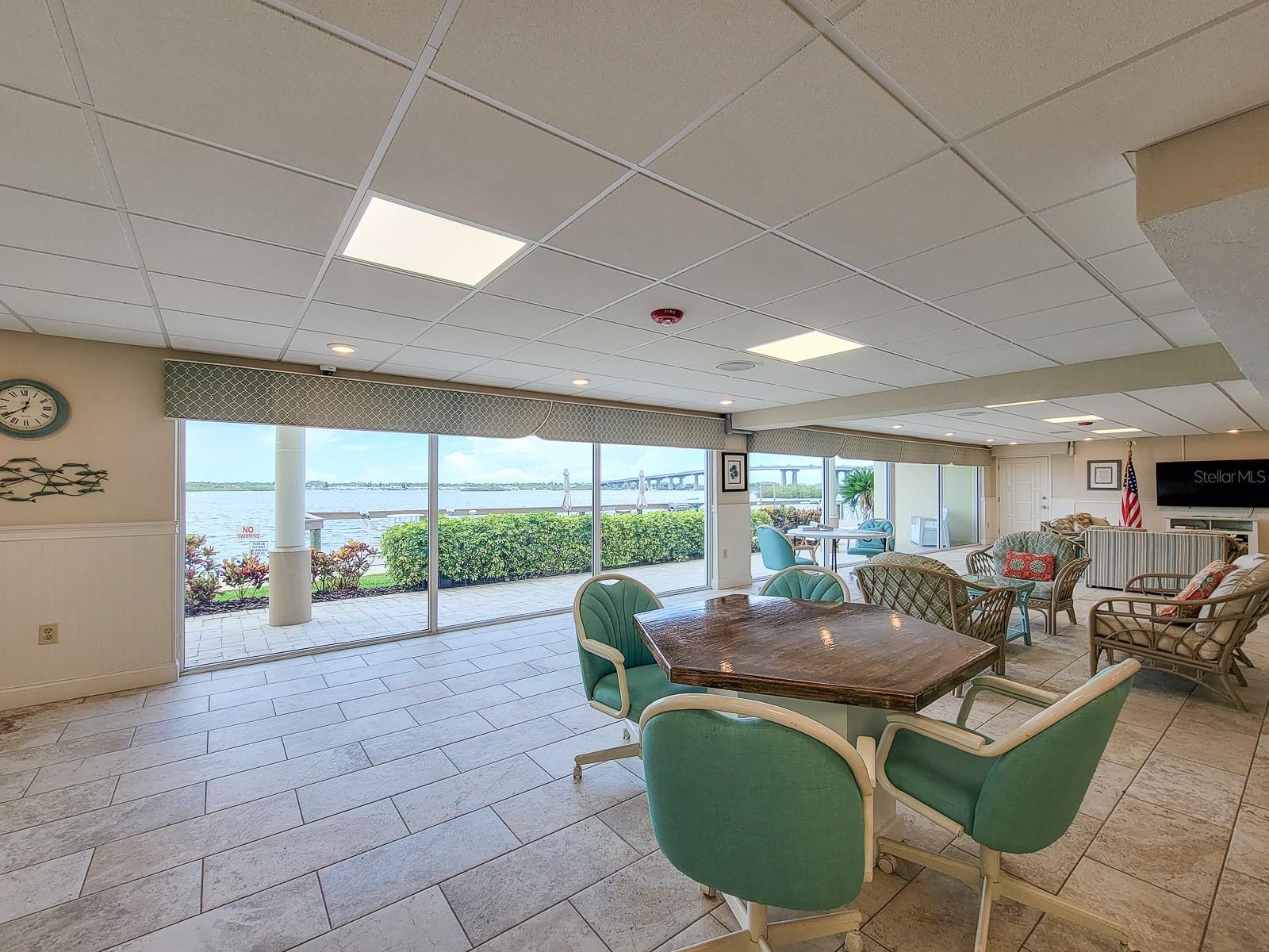 Image 45 of 57 For 3606 Peninsula Drive 614