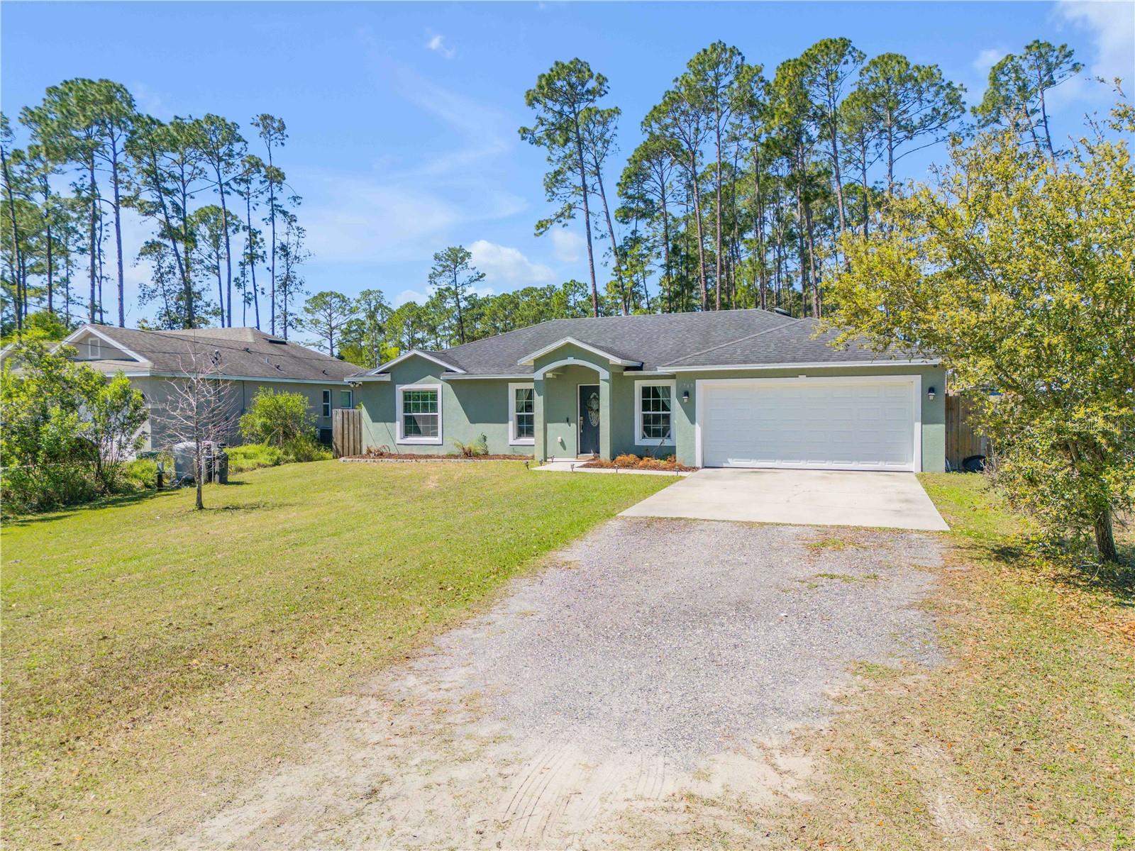 Image 33 of 45 For 1740 East Parkway