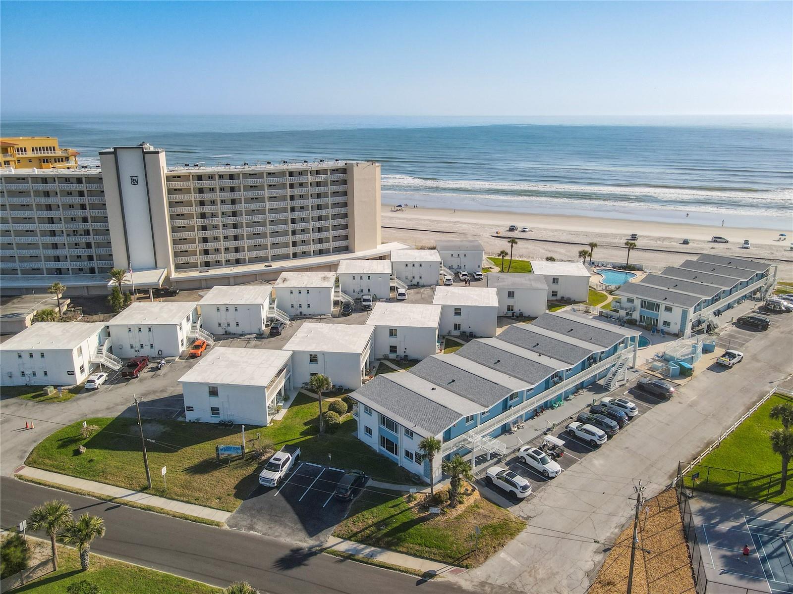 Image 37 of 41 For 547 Atlantic Avenue 23