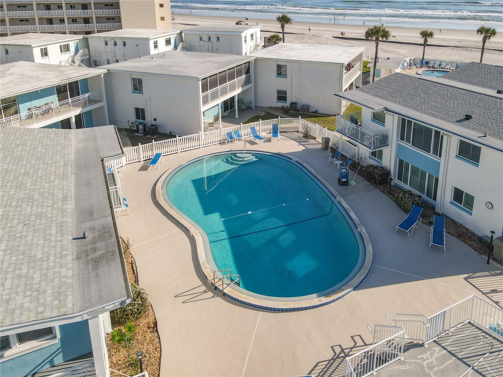 Image 40 of 41 For 547 Atlantic Avenue 23