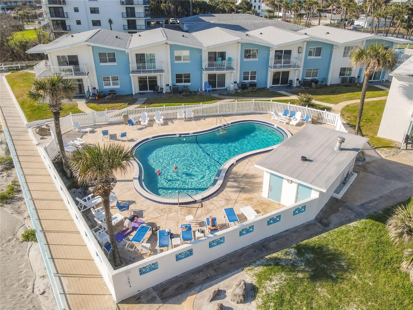 Image 5 of 41 For 547 Atlantic Avenue 23