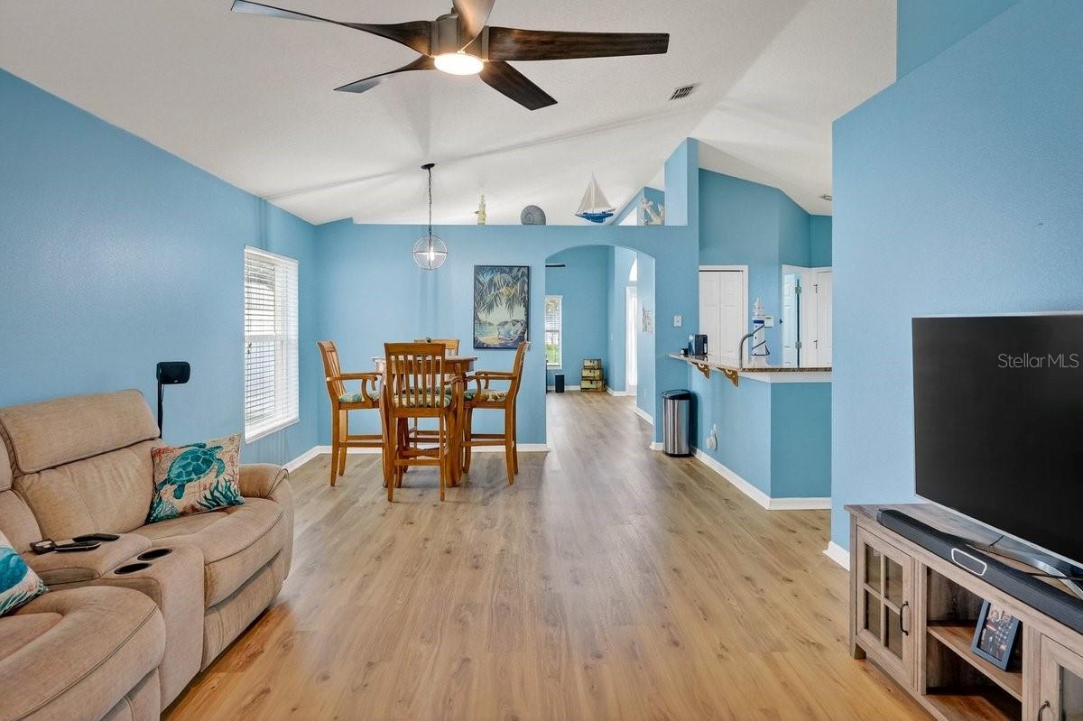 Image 22 of 55 For 630 Fawn Ridge Drive