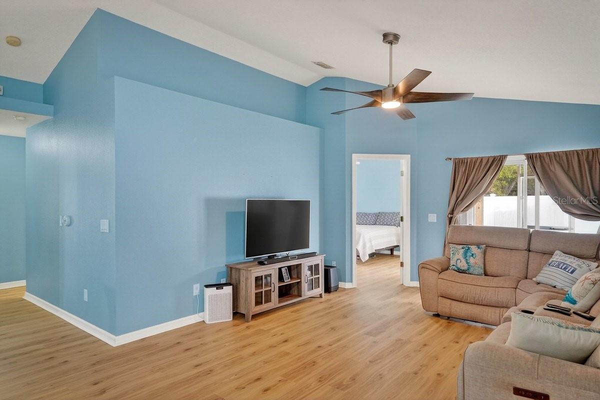 Image 24 of 55 For 630 Fawn Ridge Drive