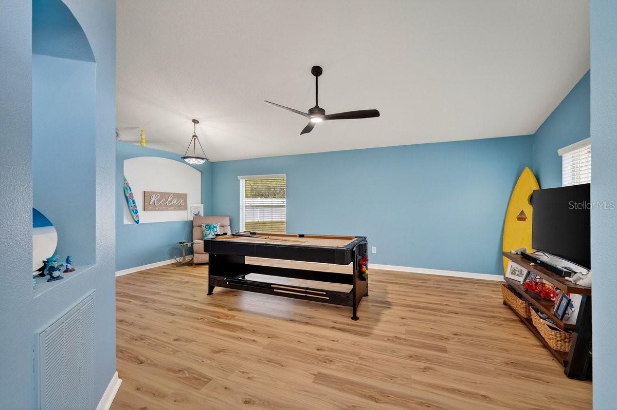 Image 5 of 55 For 630 Fawn Ridge Drive